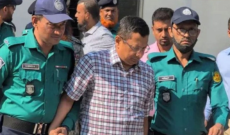 সাবেক আইজিপি মামুন জুলাই গণহত্যা মামলায় ট্রাইব্যুনালে হাজির