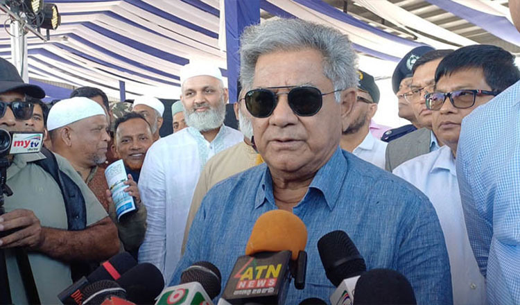 আন্তর্জাতিক মানের বন্দর গড়তে বিদেশি ব্যবস্থাপনা দরকার: নৌপরিবহন উপদেষ্টা