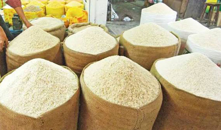 ৫৫ লাখ পরিবারের জন্য ১৫ টাকা কেজি দরে চাল কর্মসূচি