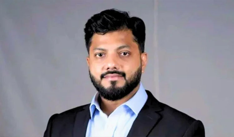 প্রতিমন্ত্রী পদ থেকে ইশরাক হোসেনের পদত্যাগপত্র গ্রহণ করলেন রাষ্ট্রপতি