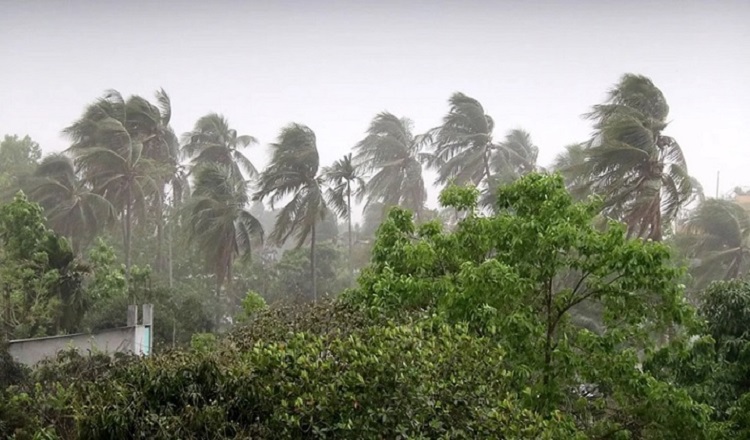 সিলেটের ওপর দিয়ে ঝড়ের পূর্বাভাস
