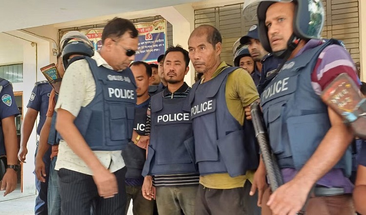 কেএনএফ সন্দেহে রুমা উপজেলা ছাত্রলীগ সভাপতিসহ গ্রেপ্তার ৭