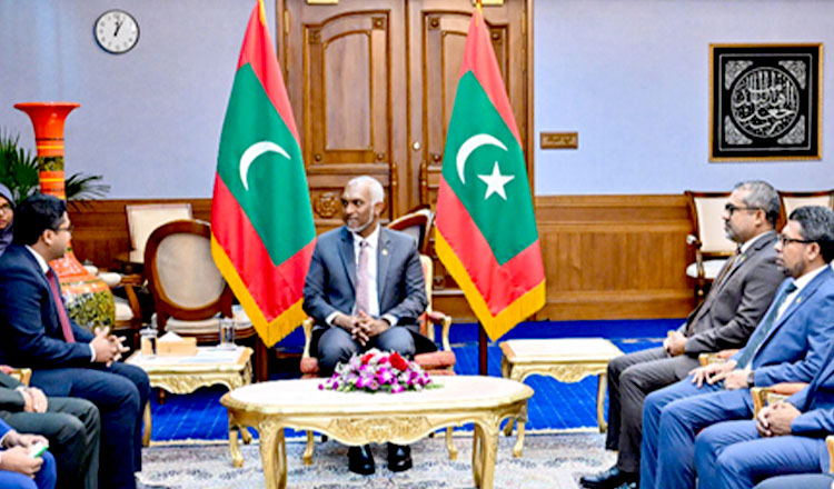 মালদ্বীপের প্রেসিডেন্টের নিকট পরিচয়পত্র জমা দিলেন বাংলাদেশের রাষ্ট্রদূত