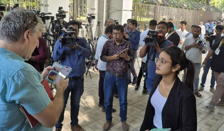 হাসিনা মামলার রায় সংগ্রহে আন্তর্জাতিক মিডিয়ার তৎপরতা বেড়েছে