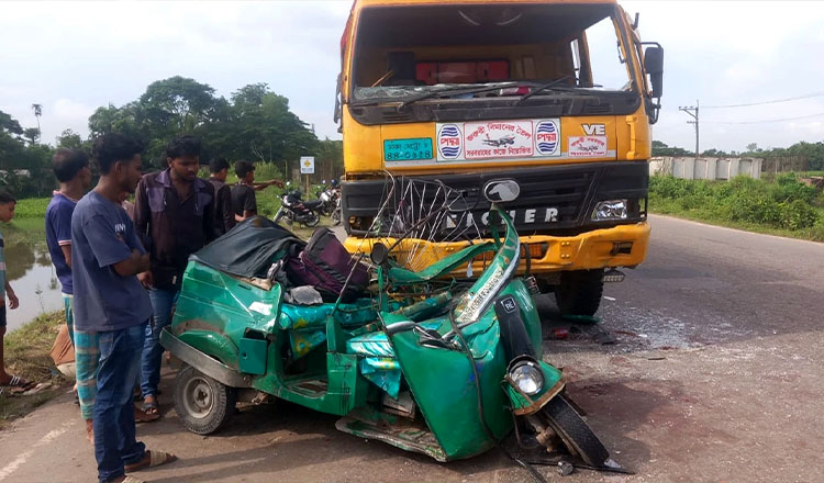 ট্রাক-অটোরিকশার মুখোমুখি সংঘর্ষে সিলেটে নিহত ৪