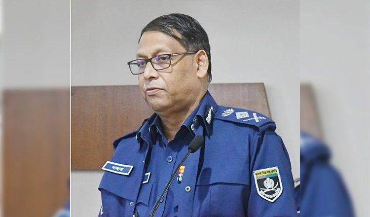 সারাদেশে জুলাই অভ্যুত্থানে ১৭৩০ মামলা, সুষ্ঠু তদন্তে কাজ করছে পুলিশ: আইজিপি