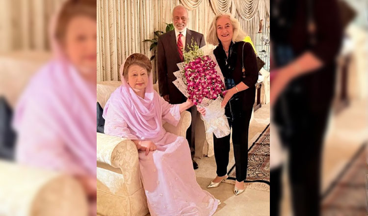 ফরাসি রাষ্ট্রদূতের সাথে খালেদা জিয়ার বিদায়ী সাক্ষাৎ