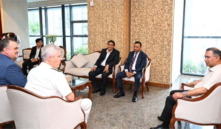 মার্কিন প্রশান্ত মহাসাগরীয় নৌবহর কমান্ডারের বাংলাদেশ সফর সমাপ্ত