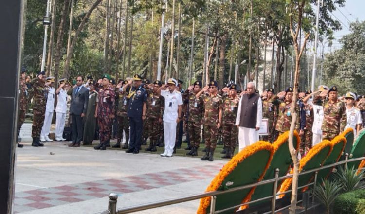 পিলখানা ট্র্যাজেডি: শহিদদের প্রতি শ্রদ্ধা নিবেদন